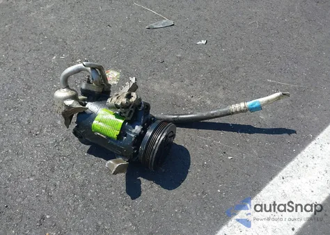 2011 Toyota Rav4 из США, поврежденный, VIN 2T3BF4DVXBW134565